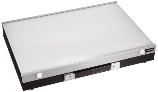 製造国:日本 ・60Hz、・ビューワー面:435x300mm(A3判) 、・質量 2.9kg 、・光源:自然白色蛍光灯15W(1本) 、・照度:約5000ルクス 、・W465xD325xH64mm