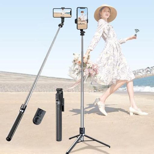 【自撮り棒&amp;三脚でさらに多機能 】 本製品は、7段階の伸縮構造を採用しており、最大で168cmまで伸ばすことができます。さらに、スマホホルダーとスマートフォンを装着した状態では、撮影時の高さは最大約180cmに達し、目線より高いアングルからの撮影も可能です。集合写真やイベント、屋外での風景撮影などでも、しっかりと全体を写せます。収納時はたったの31cmというコンパクトサイズで、リュックやバッグに無理なく収まります。三脚の脚を広げたときの間隔は約37cmで、地面との接地面積が広く、抜群の安定感を発揮します。風のある屋外でもしっかり自立し、ブレのない撮影を実現します。スマホホルダーは、左右360°、上下270°の回転に対応しており、あらゆる角度から自由自在に調整が可能です。風景を大きく撮りたい時や、自分のベストアングルを探したい時にも最適。 【多機種対応】この自撮り棒は、iPhone 6から17シリーズの全機種はもちろん、Androidスマートフォンにも幅広く対応しています。ホルダーは幅6cm〜9cmのスマホにフィットし、画面の小さな端末でも大画面の最新モデルでも、ガタつくことなくしっかりと固定できます。