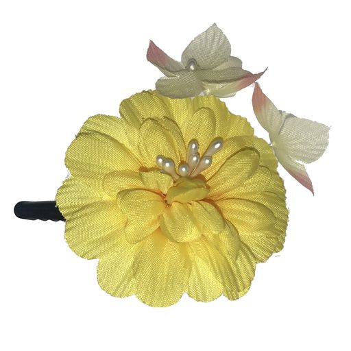 原産国:中国 【花】直径 約5.0cm 主な素材:ポリエステル 浴衣や着物を着用の際におすすめの花の髪飾りです ヘアクリップ仕様ですので、簡単に着用することができます