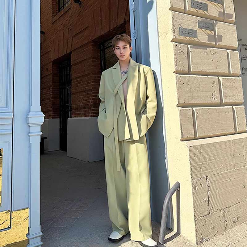 3色 スーツセット ゆったり 肩幅広く メンズスーツ 上下セット カジュアルスーツ ピンク グリーン ホワイト 韓国風 紳士 撮影 お呼ばれ 二次会 入学式 クラブ 紳士服 体型カバー 2点セット スーツ 無地 おしゃれ パンツスーツ 長袖ジャケット 送料無料 M L XL