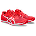 ■カテゴリ 陸上競技用トレーニングシューズ ■メーカー ASICS ■商品名 WINDSPRINT 3(ウインドスプリント3) ■品番 1093A208 ■カラー 702 DIVA PINK / WHITE ■使用用途 陸上競技用トレーニングシューズ ■幅・ラスト(足形) STANDARD ■モデル 2023AW ■商品情報 スパイクに近い感覚で使え、トレーニングに適した設計のアップシューズ。 アッパー素材にスパイクでも使われているモーションラップアッパーを採用することで軽量性とフィット性を向上。 接地と体重移動がしやすいフラットソールデザインを採用し、中敷の前足部にソフトな素材を搭載。接地感や体重移動時の地面をつかむ感覚を得やすくしています。 また、アウターソールはしっかりとしたグリップ力を発揮します。 これから陸上競技を始める選手からトレーニング効率を上げたいエリートまで、さまざまな層に対応するアップシューズです。 [素材] アッパー：合成繊維／合成樹脂／人工皮革 アウトソール:ゴム底 [生産国] ベトナム PC、スマホ、タブレットの閲覧環境やモードによっては、画像の色彩が異なって見える場合がございますのでご注意下さい!! 随時在庫更新をしておりますが、店頭でも在庫を共有して同時に販売しているため、 店頭で売れて在庫が売切れとなってしまっている場合がございます。 その際は大変ご迷惑をお掛けしてしまいますがご了承の程お願い致します。 お急ぎの場合は事前に在庫確認の問い合わせをしていただく事をおすすめします。