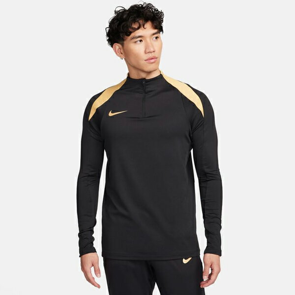 カテゴリ サッカーウェア メーカー NIKE 商品名 ナイキ Dri-FIT ストライク L/S ドリルトップ 品番 FN2404-011 カラー 011:ブラック×ジャージーゴールド×メタリックゴールド 素材・品質 ポリエステル91％、ポリウレタン9％ 特徴 このStrikeトップは、サッカーの新星のために特別に調整されたディテールでデザインされている。1/2ジップデザインで、ウォームアップしてフィールドに出る準備ができたら簡単に着脱可能。スリムな流線型のフィットと吸汗速乾素材が、スキルの微調整中も涼しく快適な着心地をキープ。 参考サイズ Sサイズ:約155-176cm　胸囲:86-91cm　胴囲:73-79cm Mサイズ:約155-176cm　胸囲:91-97cm　胴囲:78-85cm Lサイズ:約176-185cm　胸囲:97-103cm　胴囲:84-91cm XLサイズ:約176-185cm　胸囲:103-109cm　胴囲:90-97cm 2XLサイズ　約176-185cm　胸囲109-115cm　胴囲:96-103cm ★おすすめ★ "セットアップ商品" はこちらから！