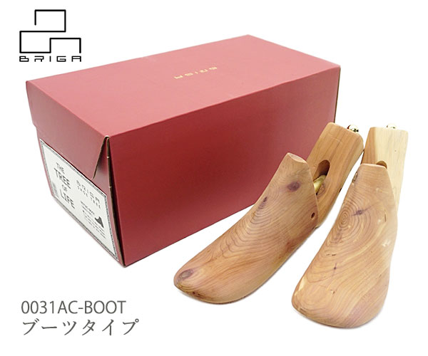 商品情報 ブランド名 BRIGA / ブリガ 商品名 Shoe Tree Boot Type / シューツリー ブーツタイプ スタイルNo. 0031AC-BOOT サイズ Men's : S （US7〜7 1/2） ※25〜25.5cmに対応Men's : M （US8〜8 1/2） ※26〜26.5cmに対応Men's : L （US9〜10） 　　　※27〜28cmに対応 詳細説明 ワークブーツに特化したシューツリーで、米国老舗ブーツメーカーの代表的なモデルをベースに作られています。従来品とは大きく異なり、ブーツ専用の形状に仕上げられています。汎用性が高く、エンジニアブーツやハンティングブーツなどあらゆるタイプのブーツにご使用いただけます。ワークブーツの醍醐味とも言える履き馴染んで得られた反りを戻し過ぎないことと、過度にテンションをかけすぎないこのに重点を置いて設計されています。また、風通しが悪いブーツ内のカビや雑菌の繁殖を未然に防ぐ役割も果たします。本体には北米産のイースタンレッドシーダーと呼ばれるヒノキ科の樹種を使用しています。赤みを帯びた木肌が特徴で、耐久性が高く、フィトンチットという殺菌効果の高い成分や、ヒノキチオール、アルカロイドといった天然の防臭、防虫成分を含んでいます。また、吸湿性が高いうえ乾燥時の収縮率が極めて低いので、シューズを常に清潔な状態に保ちながら、適切な形状を維持するうえで最適な素材といえます。 ブランドについて シューケア用品 『Collonil/コロニル』 の国内輸入・販売元でもある（株）エス・アイザック商会が、長年に亘りシューケア用品に携わる事により、更に良い商品を追い求めて立ち上げたオリジナルブランド 『BRIGA/ブリガ』 。 注意事項 *このシューツリーは天然のアロマティックシダーを削り出して作られているため、表面に小さなくぼみや小さなキズや色合いや木目の出方の違い、若干ですが、左右のサイズのズレ等、ほぼ全ての商品において見受けられます。天然素材ならではの味・風合いとして、ご了解の上ご購入下さいますようお願い致します。*特有の香りをもつアロマティックシダーには防臭、防虫、吸湿効果があります。その効果を最大限に生かすため無塗装仕上げになっております。そのため樹液のしみ出し、木の継ぎ目や充填剤の跡が目立つ場合がございます。*香りがなくなったように思えたときには、サンドペーパーで表面を軽く削っていただければ、すぐに再生します。*使用後の湿気を帯びたシューツリーは風通しの良い日陰で自然乾燥させてください。*多少のひび割れは天然の木材が持つ特性です。ただし保管状況などによっては大きく破損する場合がございます。必ず直射日光を避けて保管して下さい。*破損する恐れがありますので、無理な力を加えたり、ねじったりしないで下さい。◆◆使用方法◆◆1　シューツリーの先端部をがブーツのつま先部分に合うようにに入れて下さい。2　後ろ（金具が付いている部分）を下にスライドしてヒール部分にはめて下さい。3 外す場合は、金具（後ろ部分）を上に持ち上げスライドさせてから、先端部分を抜いて下さい。シューケア用品 『Collonil/コロニル』 の国内輸入・販売元でもある（株）エス・アイザック商会が、長年に亘りシューケア用品に携わる事により、更に良い商品を追い求めて立ち上げたオリジナルブランド 『BRIGA/ブリガ』 。