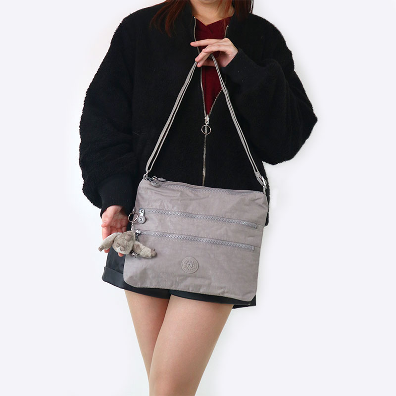 キプリング Kipling ショルダーバッグ レディース ALVAR アルバー 無地 軽量 ナイロン グレー K13335 89L ブランド