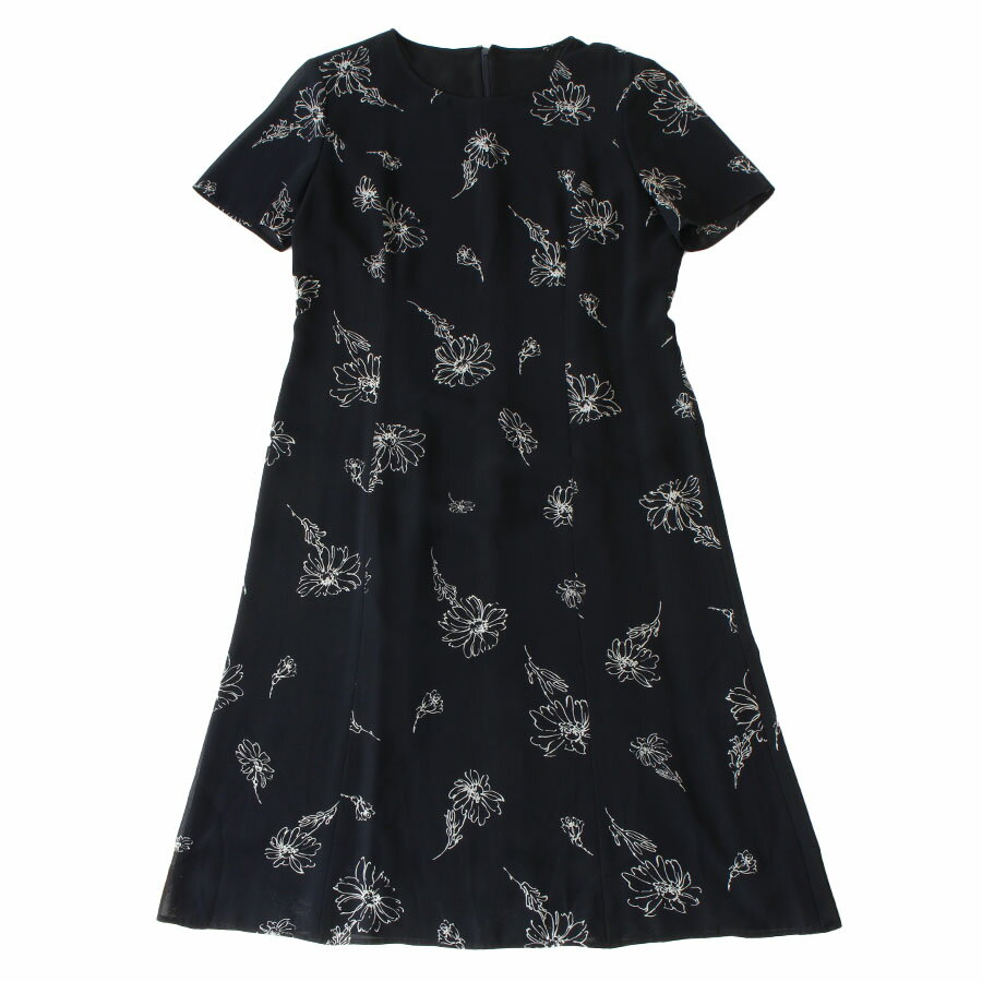 【美品】BURBERRY バーバリー 半袖 ロング ワンピース フラワー柄 ブラック×ホワイト 黒×白 42