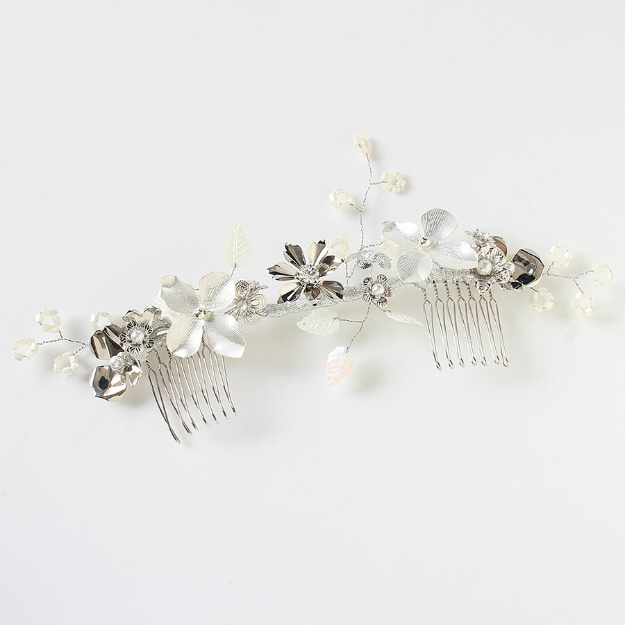 Rakuten - 【未使用】ヘッドドレス ヘアアクセサリー ヘッドアクセサリー ヘアコーム シルバー 髪飾り 花 フラワー