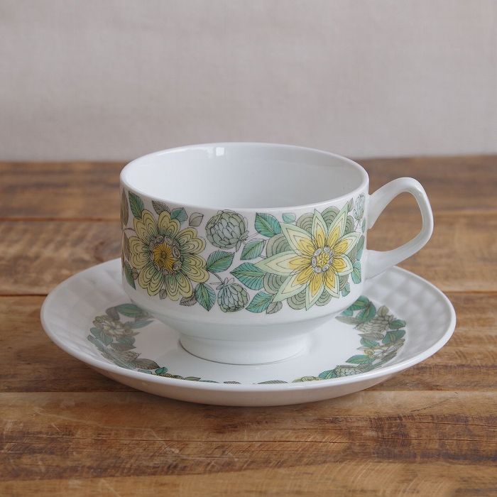 スペイン製 PONTESA ポンテサ グリーン 花柄 ティーカップ＆ソーサー #250703-3 【海外直輸入中古品】