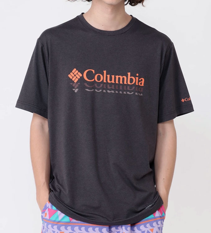 楽天FLOSSY楽天市場店メール便 Columbia テックトレイルフロントグラフィックTシャツ Black Tech Trail Front Graphic SS Tee コロンビア Tシャツ アウトドア キャンプ 吸湿 速乾 AO5402