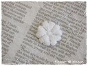 モチーフレース クローバー 22mm×24mm 生成り色【ハンドメイドにピッタリのアクセサリーパーツ】