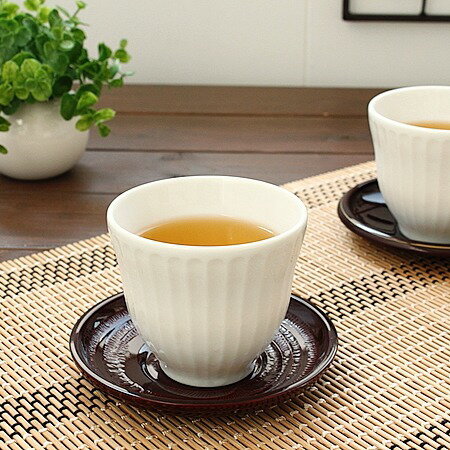 湯呑み 女性 しのぎ 白煎茶(和食器 白い食器 カップ 湯呑み 煎茶 茶器 しのぎ 業務用 業務用食器 アウトレット 多治見美濃焼 日本製)