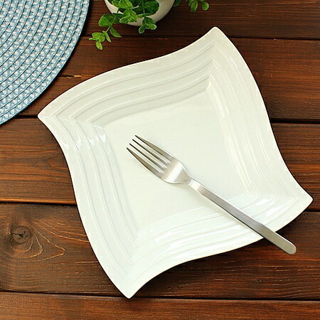 ストライプ パスタプレート(洋食器 プレート お皿 サラダ パスタ皿 大皿 カフェ風 カフェ食器 デザート 業務用 業務用食器 白い食器 アウトレット込み 訳あ...