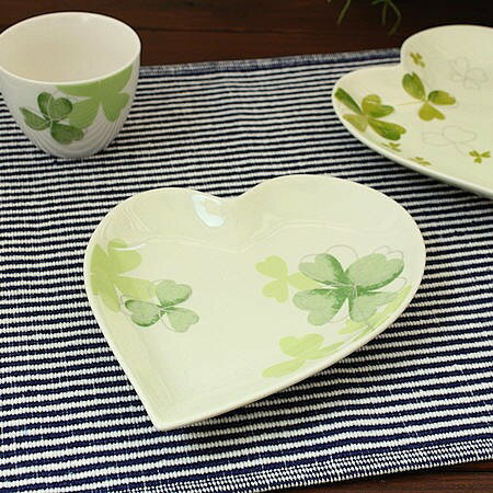 anan クローバー ハートプレートB(左右にクローバー)(アンアン 洋食器 白い食器 お皿 プレート デザートプレート 業務用 業務用食器 アウトレット込み ...