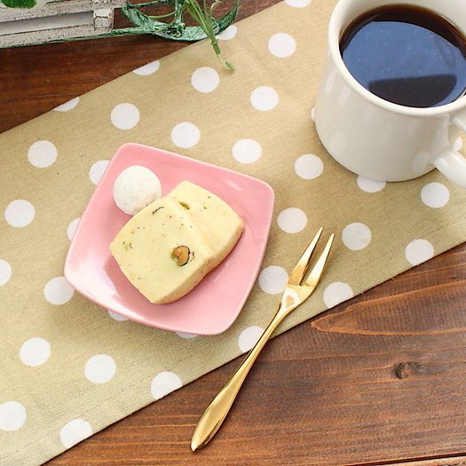 スクエアPINKプレート(洋食器 お皿 プレート 小皿 パン皿 醤油皿 デザートプレート カフェ カフェ風 カフェ食器 業務用 業務用食器 白い食器 アウトレッ...