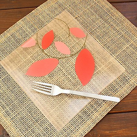 Leafガラスプレート (pink) (洋食器 プレート お皿 ガラス パスタプレート 冷製パスタ カフェ食器 カフェ風 業務用 業務用食器 アウトレット 訳あ...