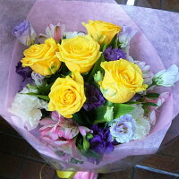 おまかせ花束5000円『お祝い・記念日用』,あす楽,15時迄,受付,生花,おまかせ,花束,5000円,誕生日,記念日,お祝い,ギフト,プレゼント,歓送迎会,送別会,舞台,贈呈,新宿,四谷,花屋,シャムロック,楽天市場