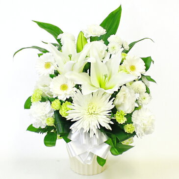 【あす楽午後3時】お供え花 洋花を使った旬のおまかせ供花【生花】仏花 お盆 お供え お悔やみ 仏事 法事 命日 一周忌 法要 新盆 初盆 お彼岸 お花 オンライン帰省 夏限定 ひまわり アレンジ 花束 即日発送 送料無料 立札 カード 日付指定 デラックス