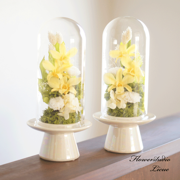 ガラスドーム入りデンファレと小菊の仏花（黄色）お供え 供養 プリザーブドフラワ...