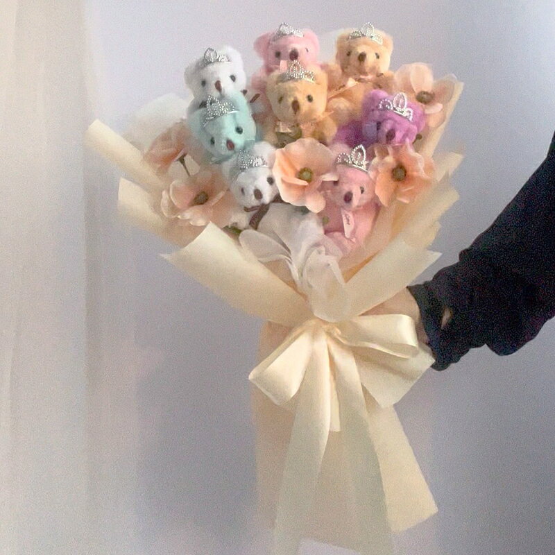 ぬいぐるみブーケ 8匹 【 くま束 】 2026リニューアル かわいい花束 発表会 ランキング1位 誕生日 生誕祭 イベント 差し入れ 出産祝い 周年祝い 結婚式 結婚祝い 卒業祝い 卒園祝い 入学祝い 入園祝い 開店祝い くま ぬいぐるみ テディベア 花束 くま好き プレゼントの商品画像 2