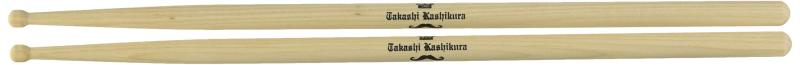 レルニ ドラムスティック Lerni S-135TKW 柏倉隆史 モデルU.S.A HICKORY / WOOD TIP / TEXTURE FINISH13.5mm×400mm柏倉 隆史(toe、木村カエラ、the HIATUS)シグネチャーモデル長めのテーパーとやや短めの長さとのバランスで繊細なコントロールが可能です。日本製。