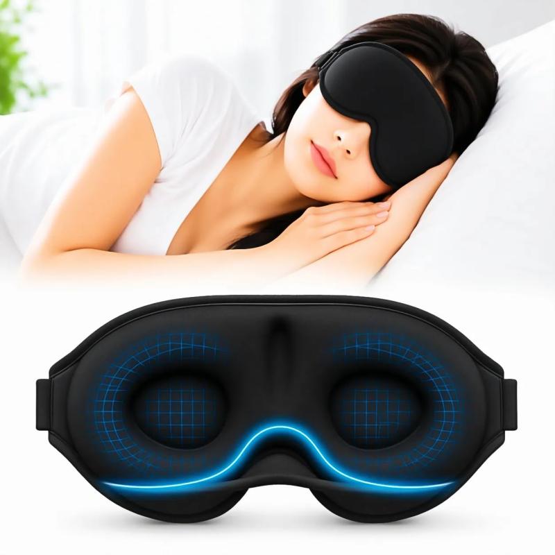 【2026年新モデル】アイマスク 睡眠用 3D立体構造 遮光率99.99% 鼻圧迫軽減 安眠 快眠 グッズ 軽量 柔らかい 通気性 長さ調節可能ベルト フィット感 仮眠 旅行 昼寝 夜勤 男女兼用 ブラック【圧迫感を抑える3D立体設計】目元に直接触れにくい3D構造を採用。まぶたやまつ毛への圧迫を軽減し、長時間でも快適な装着感を実現。鼻梁部分には凹槽設計を採用し、鼻への負担を抑えながら自然にフィットします。【99.99％遮光・すき間からの光漏れを防止】顔のラインに沿ってフィットする立体形状で、鼻まわりのすき間をしっかりカバー。昼間の仮眠や夜間の睡眠、飛行機・新幹線での移動中も、外光を気にせずリラックスできます。【冷感アイスシルク素材・さらっと快適】肌に触れる面には、なめらかな冷感アイスシルク素材を採用。ひんやりとした心地よい肌触りで、長時間つけてもムレにくく快適。汗ばむ季節や夏場の睡眠、昼寝、仮眠にもおすすめです。【長さ調節可能ベルトで幅広い頭囲に対応】面ファスナー式の調節ベルトを採用。頭囲に合わせて自由にサイズ調整でき、締め付けすぎずズレにくいフィット感を実現。男性・女性を問わず快適に使用できます。【自宅・旅行・オフィスまで幅広く活躍】就寝時はもちろん、昼寝やオフィスでの休憩、飛行機・新幹線での移動、ホテルでの宿泊まで幅広く対応。軽量で持ち運びやすく、いつでもどこでも快適な休息時間をサポートします。