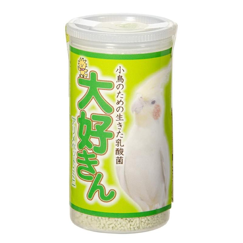 アリメペット 大好きん 小鳥用 12g 乳酸菌 おやつ小動物・鳥用おやつ: 日本生菌を使用した大好きん小鳥用アリメペットミニ12g、手のり小鳥に適した乳酸菌配合のおやつです生きた乳酸菌配合: ヨーグルトを乳酸菌が生きたままの状態で乾燥させ顆粒状にした健康補助食品です安心の食材使用: すべて食材を使用して作られており、毎日与えることで幼鳥の成長とお腹の健康をサポートします栄養成分: たんぱく質5.0%、脂質0.1%未満、灰分1.3%、水分3.9%、粗繊維0.1%未満、カロリー379kcal/100gの栄養バランス日本製品質: 澱粉、コーンスターチ、脱脂粉乳、粉糖、大根菜、オリゴ糖、乳酸菌（フェカリス菌）を原材料とした日本製の小鳥用おやつ