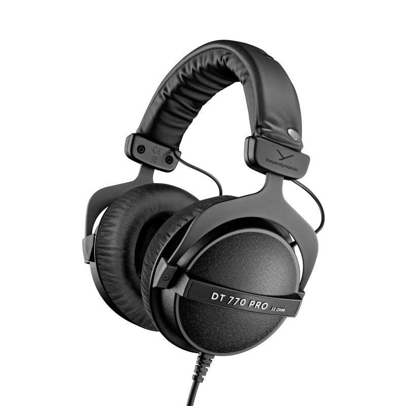 beyerdynamic DT 770 PRO Ohm Studioヘッドホン。