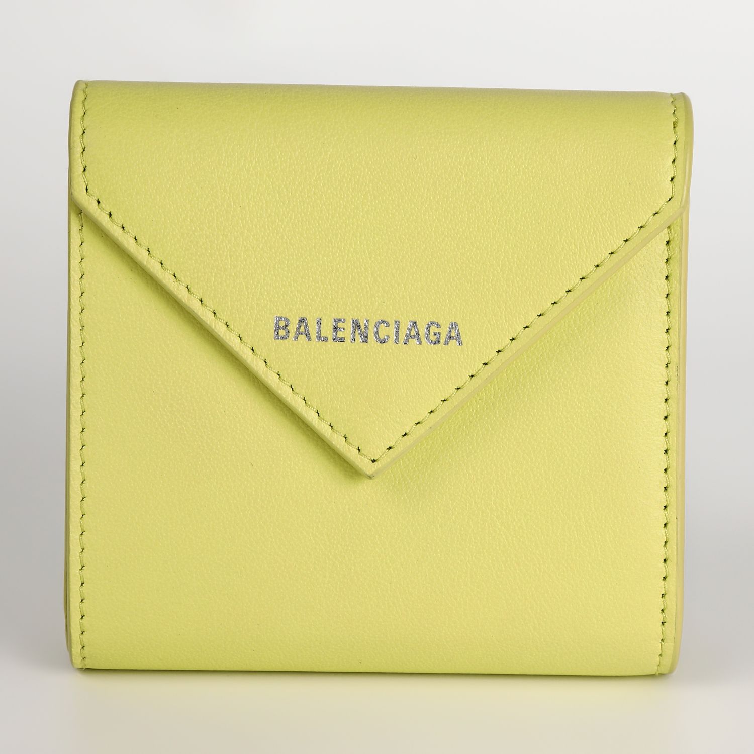 楽天市場】balenciaga(形状(財布)二つ折り財布)の通販 楽天市場】balenciaga(形状(財布)二つ折り財布)の通販