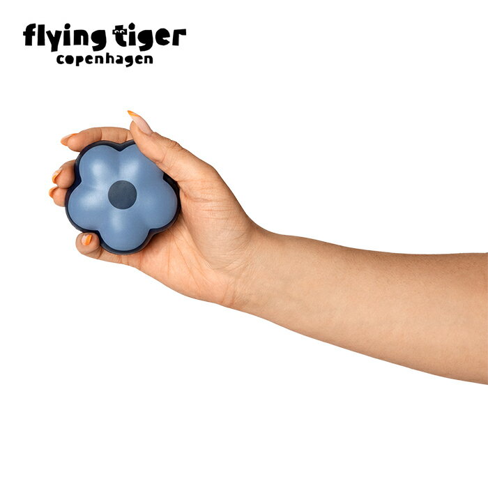 【公式】ハンドグリップ（フラワー） ストレッチ トレーニング グリップ 筋トレ 握る ストレス解消 リフレッシュ 北欧 フライングタイガーコペンハーゲン Flying Tiger Copenhagen 公式のサムネイル