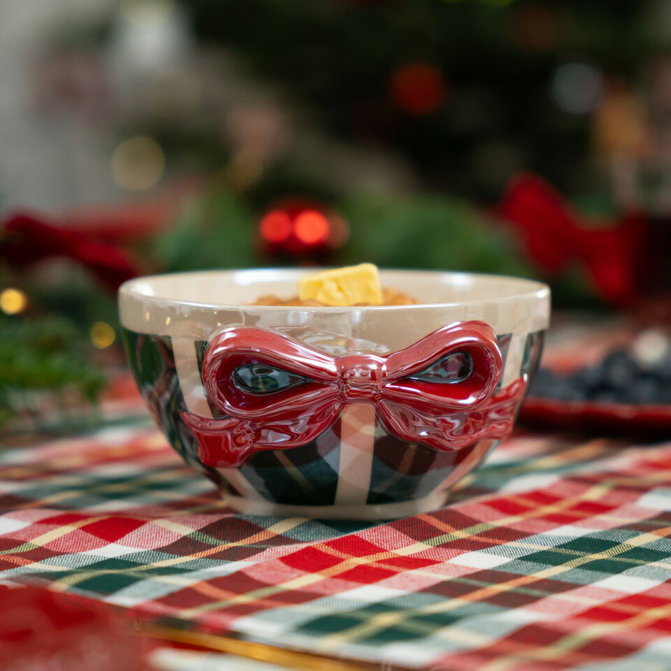 【フライングタイガー公式】ボウル セラミック クリスマス 赤 緑 ストライプ リボン 模様 サイズ15.2×8×15.5cm スナック お菓子 サイドメニュー 食器 実用的 パーティー テーブル デコレーション 華やか 季節感 食洗器不可 レンジ不可 オーブン不可 北欧 デンマークのサムネイル