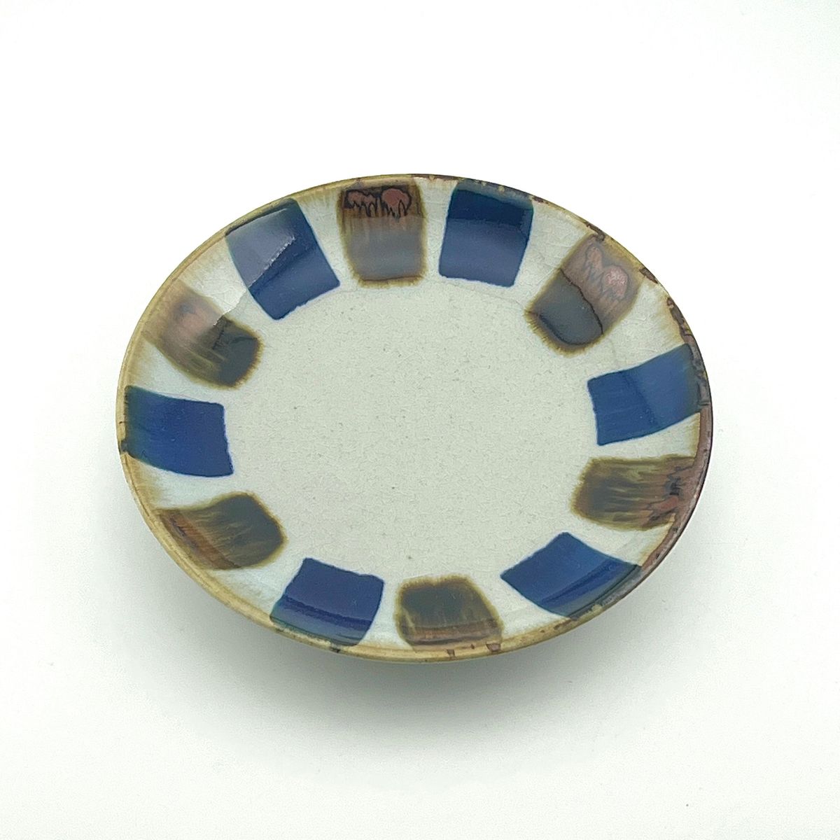 波佐見焼 藍染窯 藍ブルー 和皿(小) 土物 陶器風 民芸 和風 取り皿 十草 草花紋 巻唐草 一珍水玉 丸紋のサムネイル