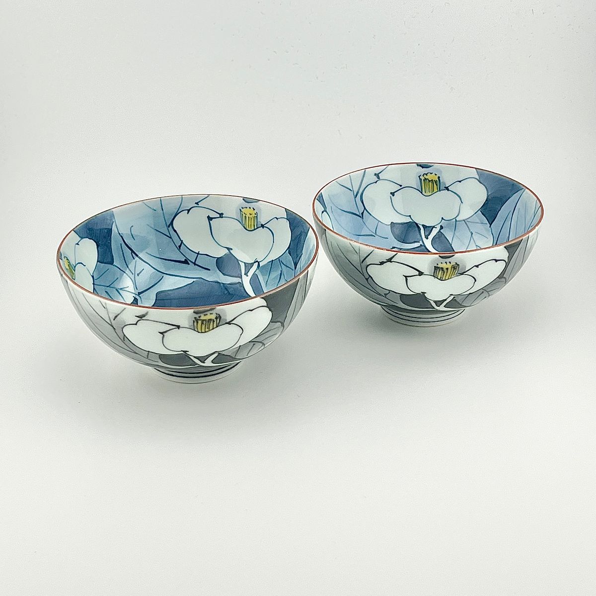 波佐見焼 洸琳窯 黒呉須山茶花飯碗 手描き 紺 グレー 黒呉須 花鳥柄 茶碗