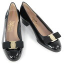 サルヴァトーレ フェラガモ Salvatore Ferragamo (VARA 0574572 NERO) 22aw エナメル ブラック 靴 レディース ヴァラ リボン付き パンプス