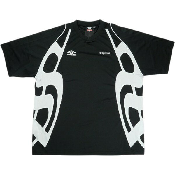 乐天商城 - SUPREME シュプリーム ×Umbro 26SS Old English Soccer Jersey Black サッカージャージ 黒 Size 【XL】 【新古品・未使用品】 30007870