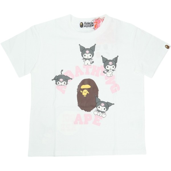 乐天商城 - A BATHING APE ア ベイシング エイプ ×Sanrio サンリオ KUROMI COLLEGE MINI TEE White クロミちゃんTシャツ 白 Size 【S】 【新古品・未使用品】 30009615