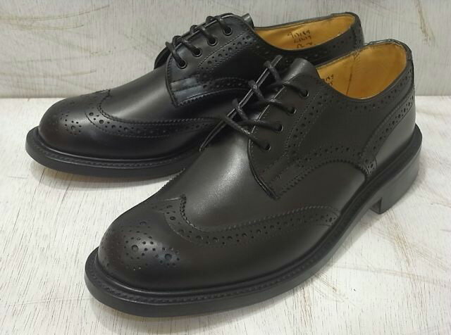 トリッカーズ バートン レディース カントリーブーツ ウィングチップ ブラックボックスカーフ レディース ブーツ Tricker's L5679 Brogue Shoe Black Box Calf