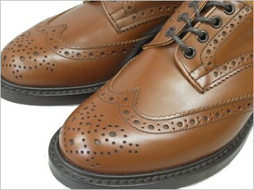 トリッカーズ バートン カントリーブーツ ウィングチップ ビーチナットアンティーク メンズ ブーツ Tricker's M5633 Bourton Country Shoe Beechnut Antique