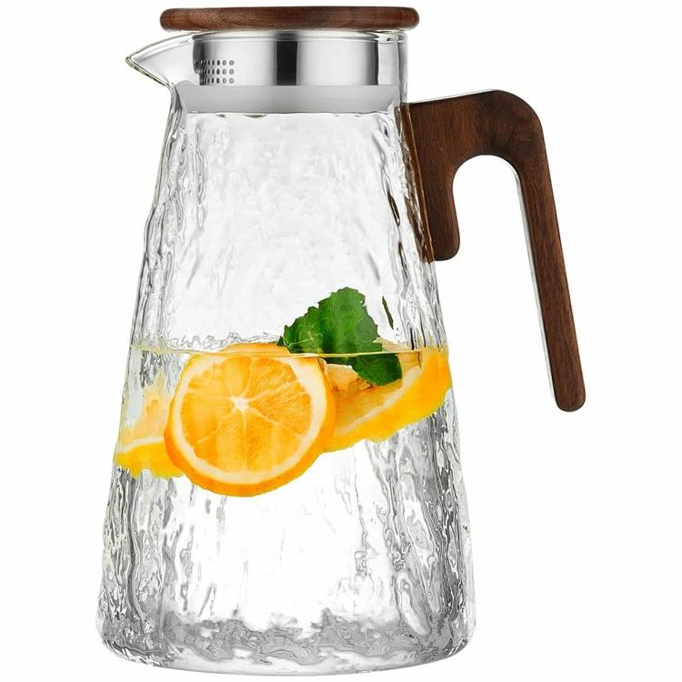 【限定記念価格！】麦茶ポット ピッチャー 1800ML 2WAY注ぎ口 耐熱ガラス 木製持ち手 ガラスウォーター..