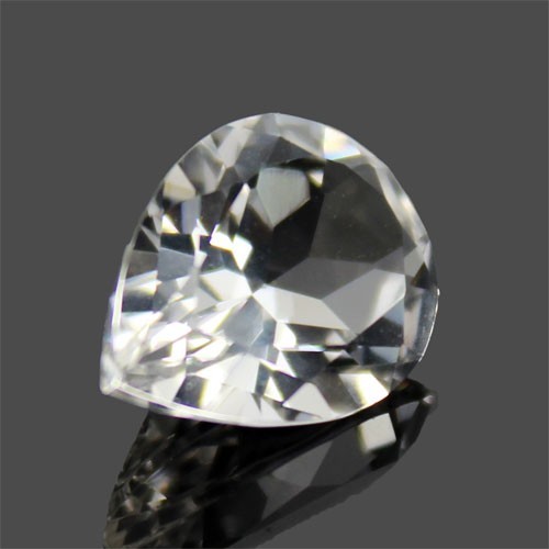 天然石 ダイヤモンドカットが非常に美しいクォーツ（水晶）約5CT〔 天然石 パワーストーン アクセサリー 〕