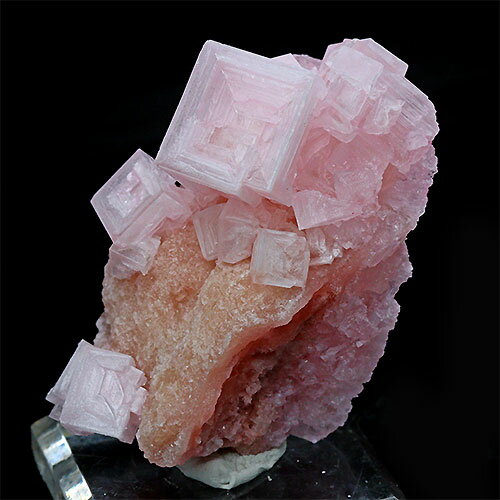 〔D427-18〕濃いピンク ピンクハーライトカリフォルニア産 Pink Halite 岩塩 塩の花 浄化 鉱物 原石 標..