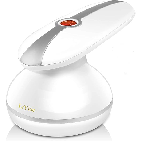 【送料無料】けだまとり 電動 毛玉取り器 強力ステンレス三枚刃 USB充電式 携帯式 安全機能が付き 2個替刃付き 掃除用ブラシ付き 毛玉クリーナー 人気 シル...