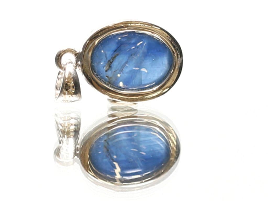 カイヤナイト ペンダントトップ （18金ホワイトゴールド） No.26 [ 画像現物・一点物 ] パワーストーン 天然石 FORESTBLUE フォレストブルー【6754】