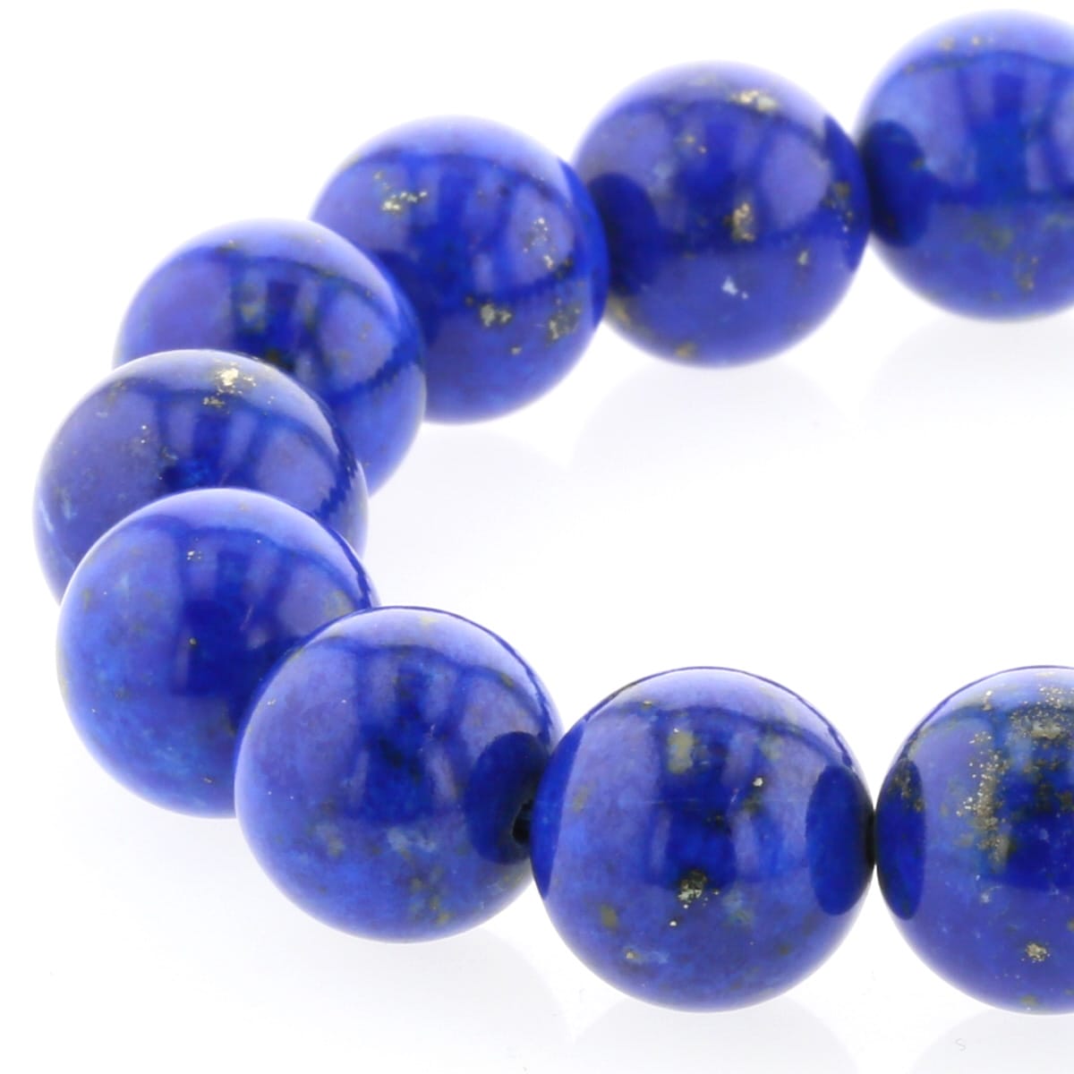 天然無着色・無処理のラピスラズリブレスレットが数量限定で再入荷しました。 市場で一般的に流通するラピスラズリの多くは含浸処理や着色処理が施されていますが、本商品は一切の加工を行わない「天然そのまま」の希少なラピスラズリです。 深い瑠璃色と金...