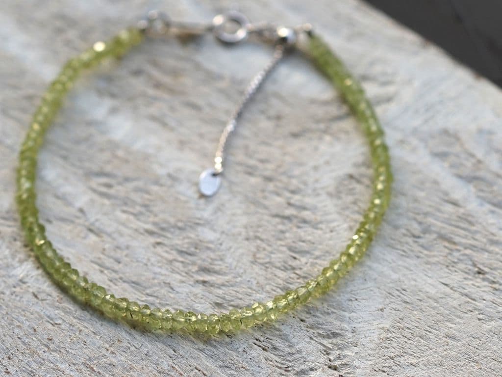 ペリドット カット玉　デザインブレス（アジャスター付） 2〜3mm玉 パワーストーン 天然石 FORESTBLUE フォレストブルー【5084】