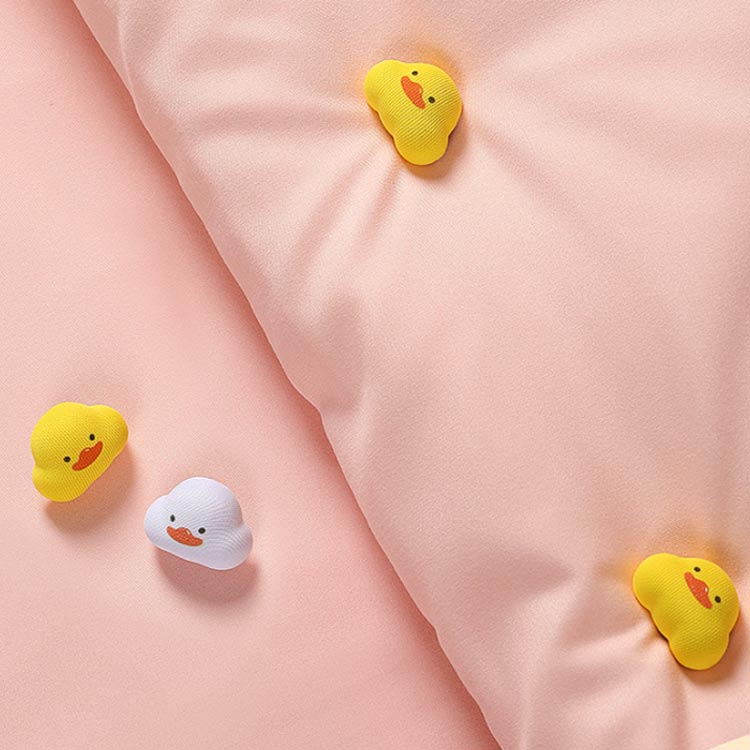布団クリップ クリップ 防止 ずれ 布団 ふとん ずれ防止 クリップ 8個組 布団固定器 シーツクリップ 布団固定 布団 布団 白/黄鴨 可愛い 収納ケース付 ずれ防止 ツイストピン 布団 防止 固定ピン かわいい 布団固定用 布団止めクリップ ソファ 布団 ズレ