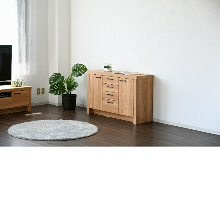 Cabinets, Consoles - 背面まで美しくどこでも違和感なくご使用いただけます。