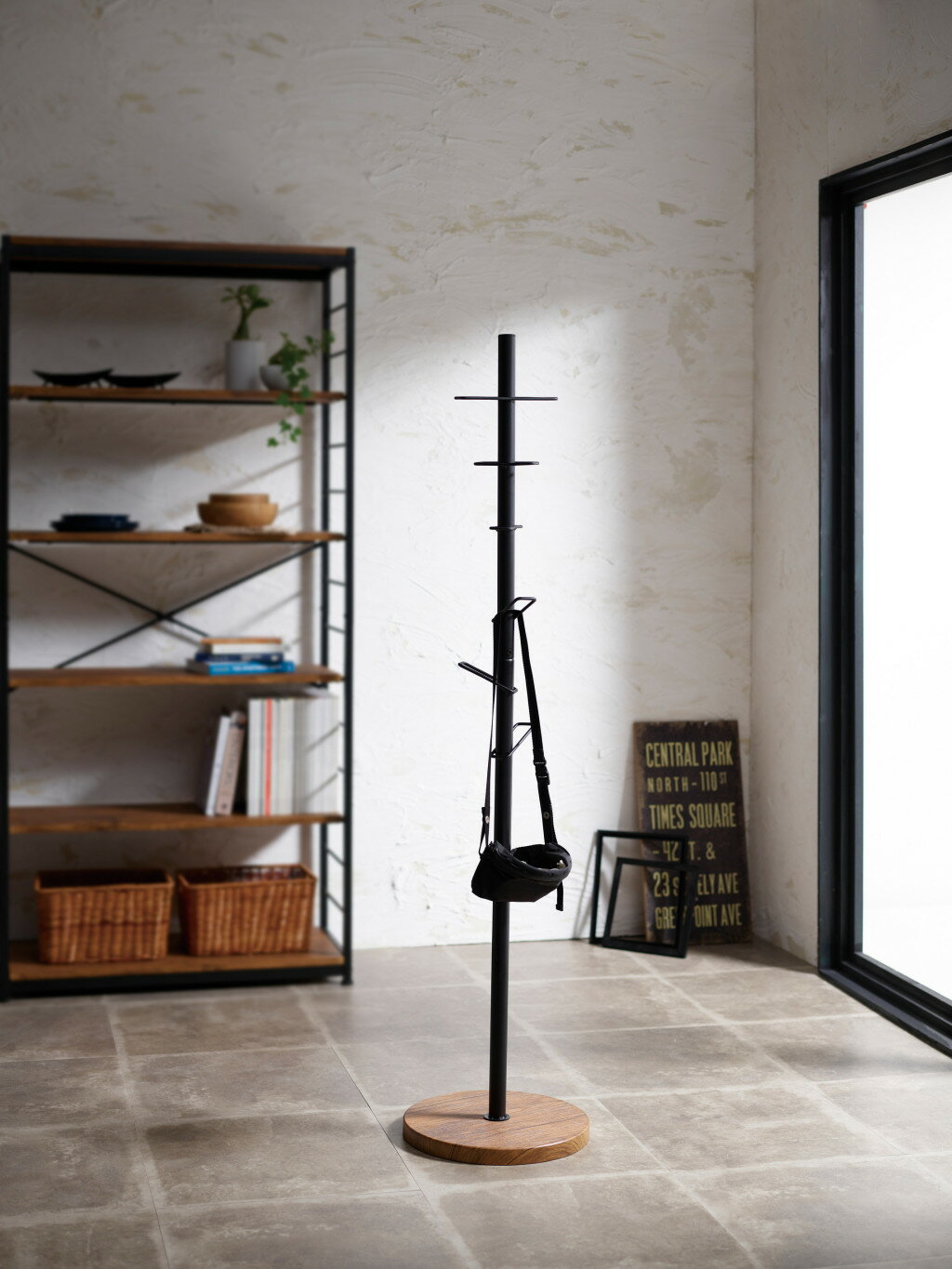 ポールハンガー ポールスタンド コートハンガー スリム ハンガーラック パイプハンガー 幅35cm ポールハンガー おしゃれ シンプル 玄関 スチール キッズハ...