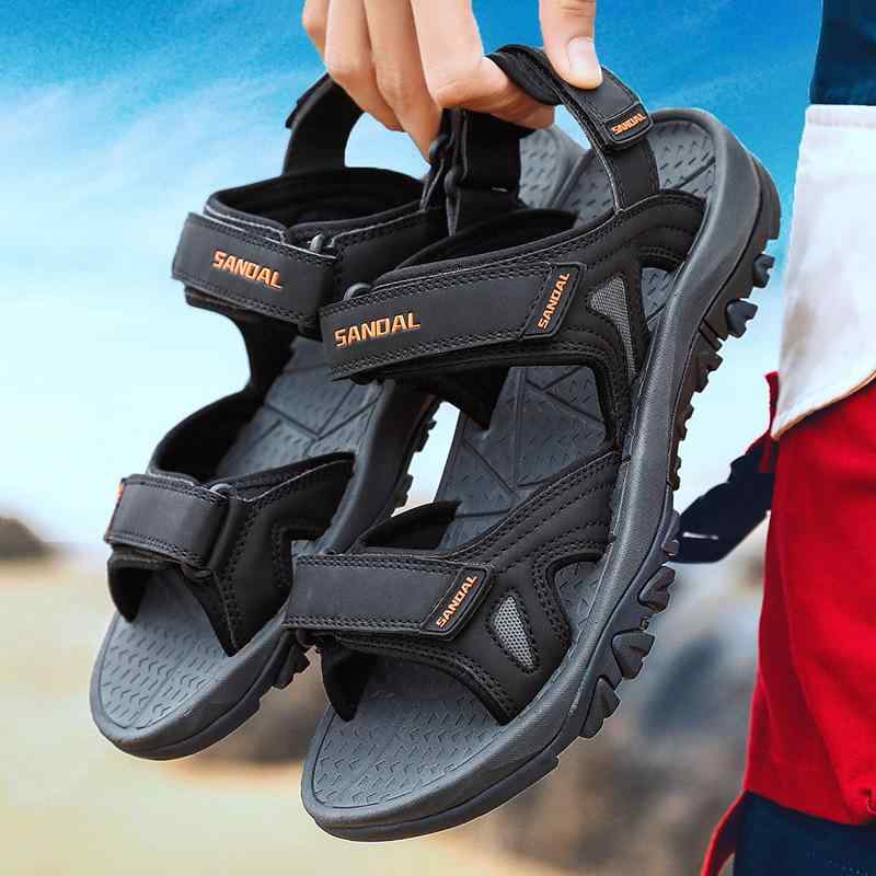 メンズサンダル 男性用 夏季 春夏 ビーチシューズ ビッグサイズ ルーズフィット 父親向け 屋外 アクティブ ラフ ウォーキング ビーチ 透気性 軽量 速乾 魔術テープ 調整可能 PU素材 ラバーソール ブラック ミリタリーグリーン ネイビー