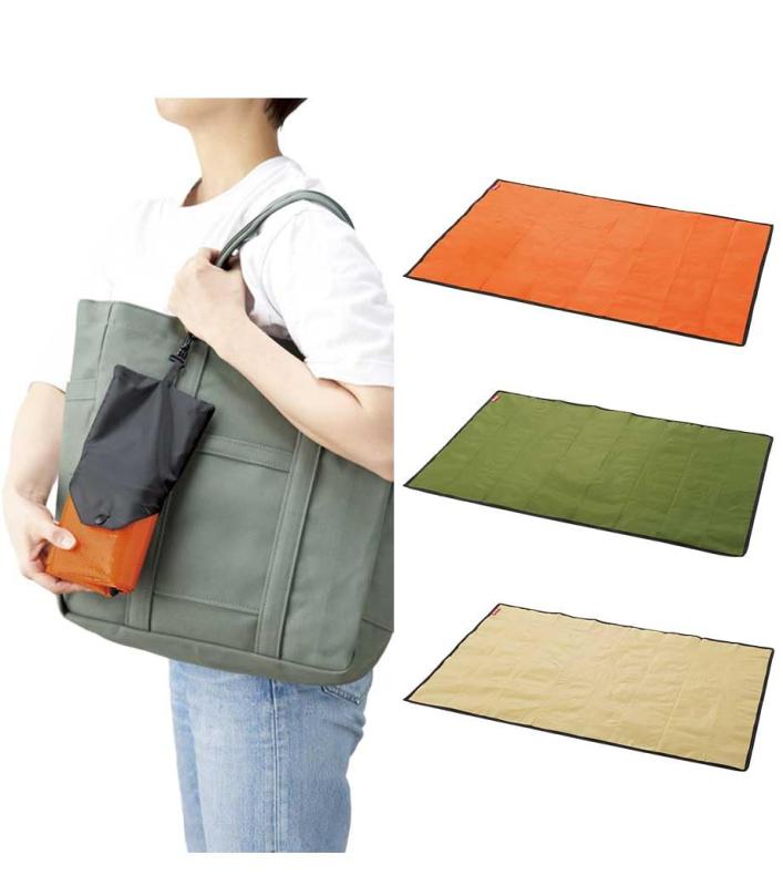 キャンプス ポータブルレジャーシート 60×90cm 収納ポーチ付き 吊り下げフック 名入れ対応 ネイチャーカラー3色アソート ピクニックシート アウトドアシート 公園遊び 軽量折りたたみ コン