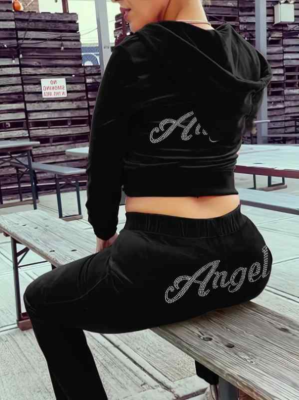 ・カラー: ピンク、ブラック、パープル・サイズ展開: S、M、L、XL、XXL・スタイル: ストリート、ヨーロピアンスタイル・主な素材: ポリエステル90-95%、スパンデックス30%以下・パンツ丈: ロングパンツ・袖丈: 長袖・袖型: スタンダードスリーブ・柄: アルファベット/数字/テキスト、3Dプリント・加工: ラインストーン・セットスタイル: パンツセット・カテゴリ: カジュアルセット