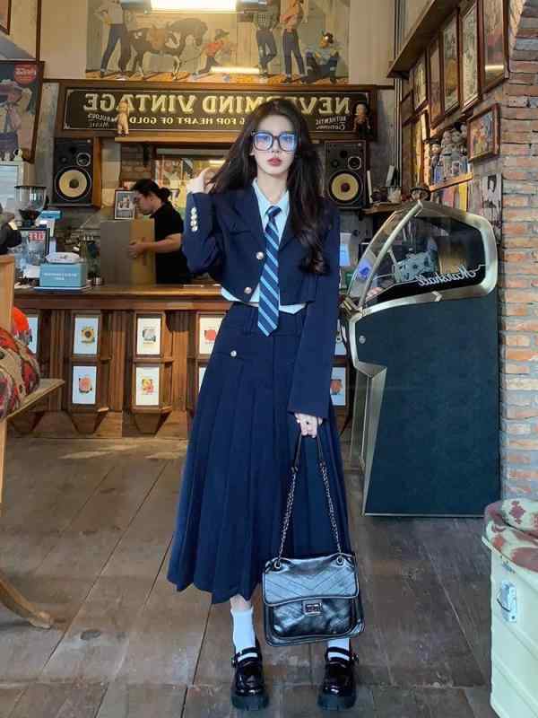 レディース 秋冬 JK風 制服 西装 セット スカート トップス 長袖 プリンセススリーブ プリント 蝶結び 切り替え デザイン ポリエステル スパンデックス ストレッチ 素材 気質 通勤 スタイル 優雅 キャンパス 風 セットアップ ブラウス 半身スカ